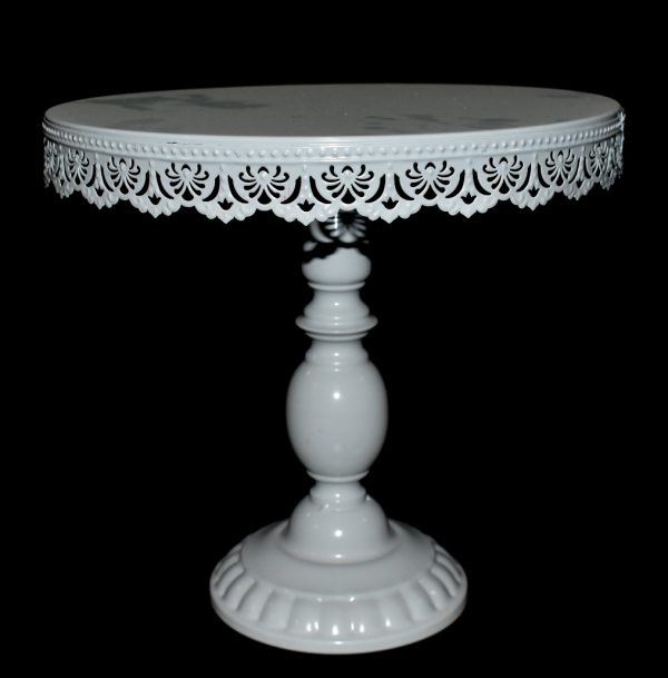 CAKE STAND WITH WHITE LACE TRIM 29CMX28CM